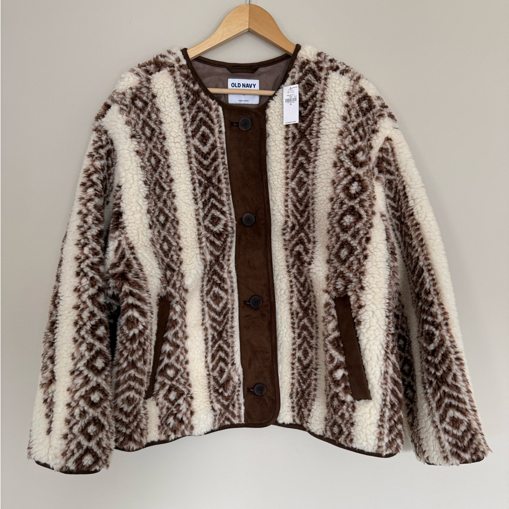 NWT Old Navy Cream/Brown Button Front Sherpa Jacket Sz XL Color “Cozy Cashmere”